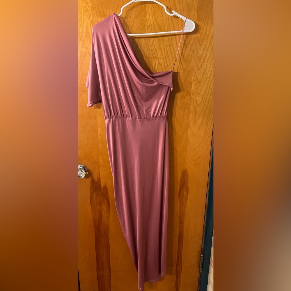 Chic Mauve One-Shoulder Dress - Picture 3 of 3